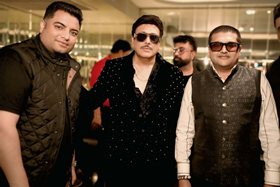Govinda with the Bosses on Jalwa Club (Best Bollywood Night Club)