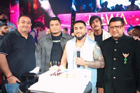  Khan Saab with Jalwa Club Owners